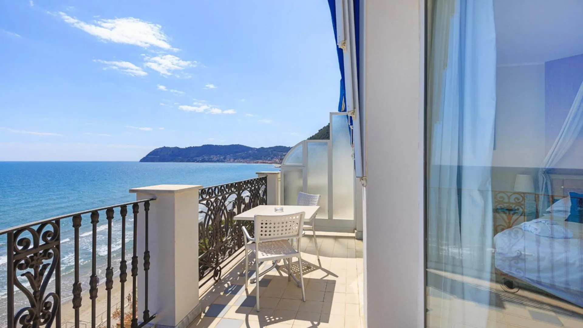 Grand Hotel Mediterranee Alassio 4*,  Italien